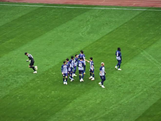 包含里程碑夜！武汉三镇绝杀压哨；欧冠清晨刷纪录；目标明确；数据趋势出现新变化的词条