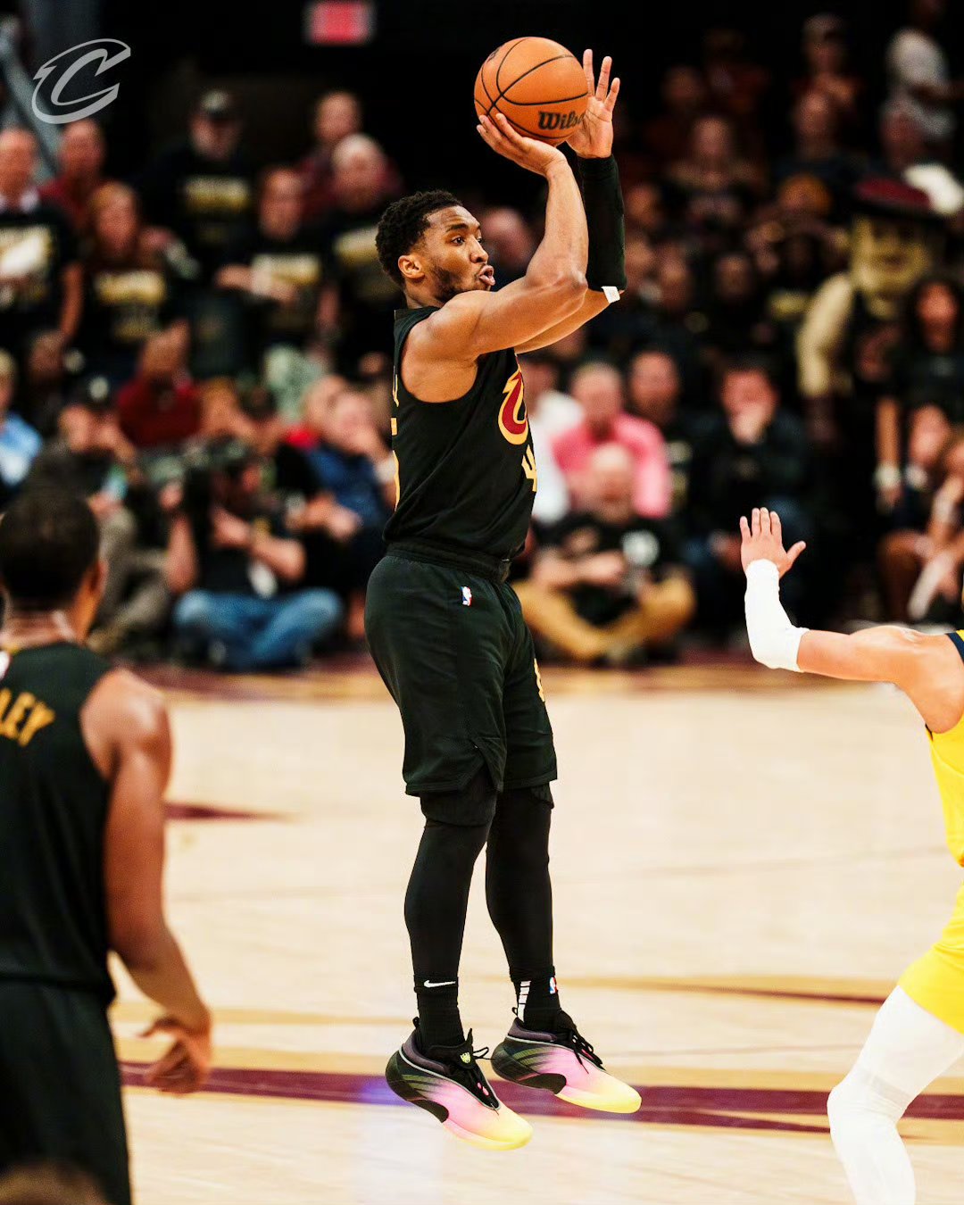 NBA常规赛集结日再迎强敌，克里夫兰骑士迎来里程碑，主帅态度：目标明确，纪律约束更严格的简单介绍