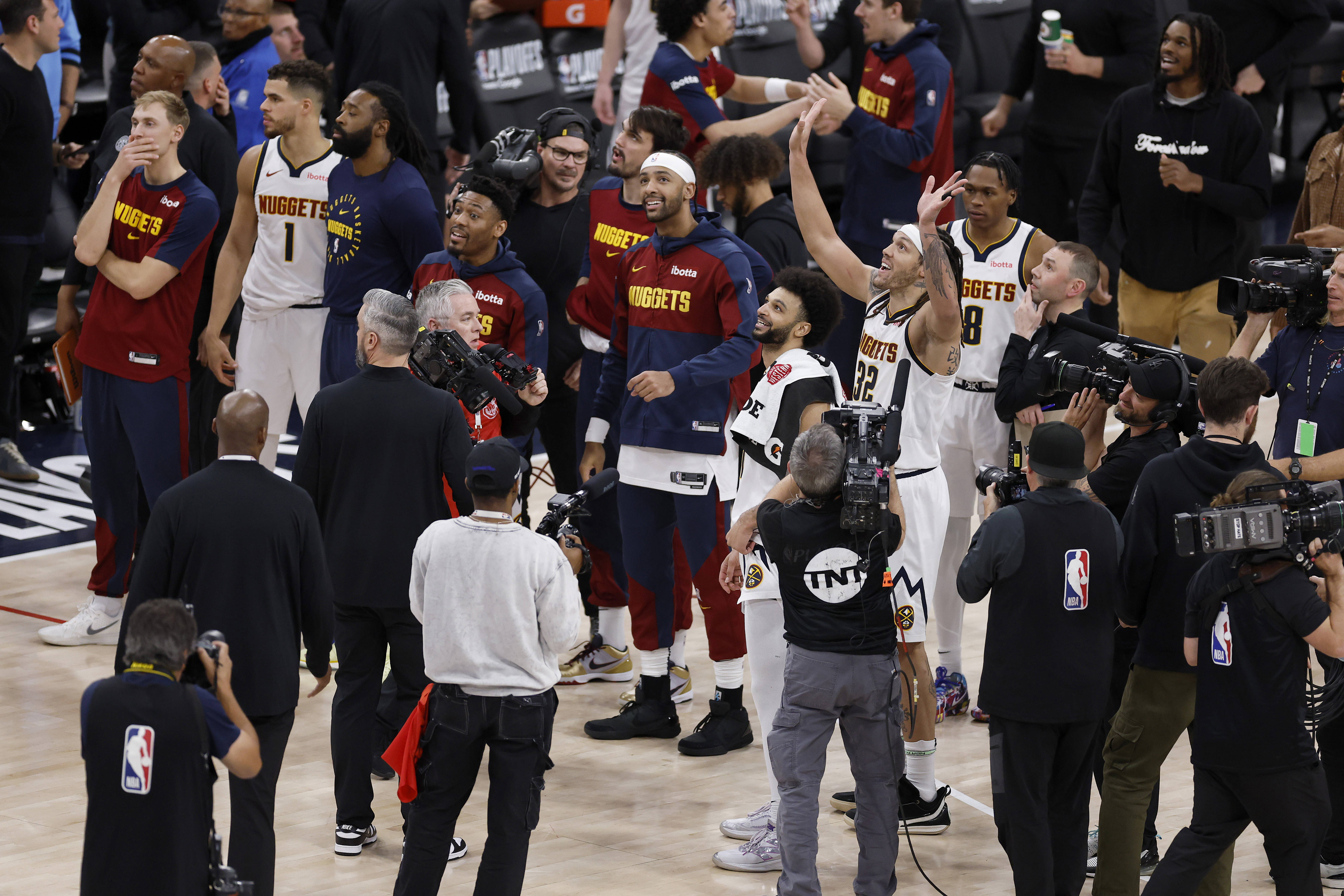 集结日纽约尼克斯调整名单以备NBA季后赛,绝杀压哨环节打磨,更衣室稳定,轮换策略成焦点的简单介绍 集结日纽约尼克斯调整名单以备NBA季后赛,绝杀压哨环节打磨,更衣室稳定,轮换策略成焦点的简单介绍