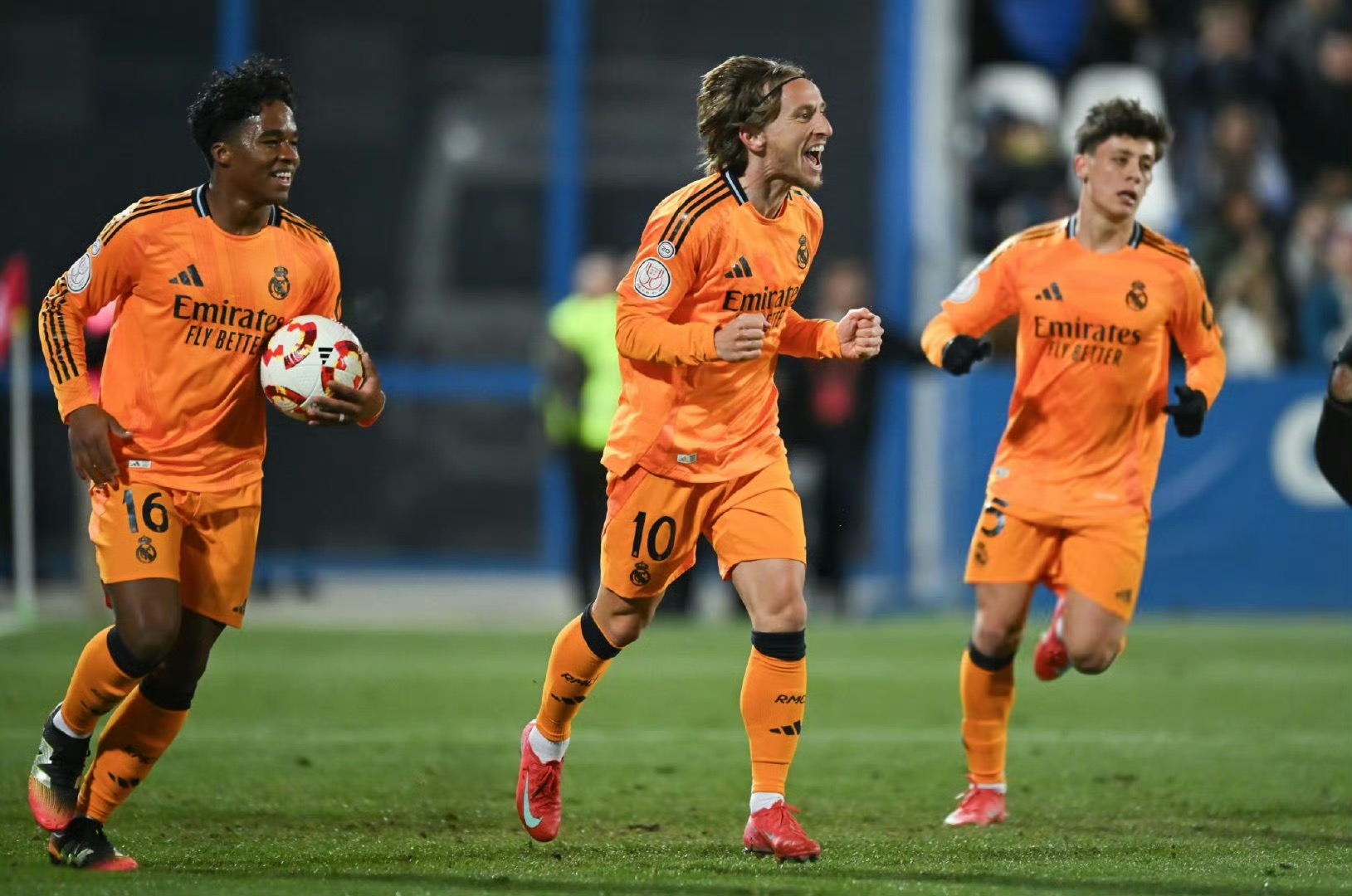 阿森纳迎国王杯关键赛，窗口期遗憾出局，质疑声仍在，阵容厚度经受考验的简单介绍-开云娱乐入口