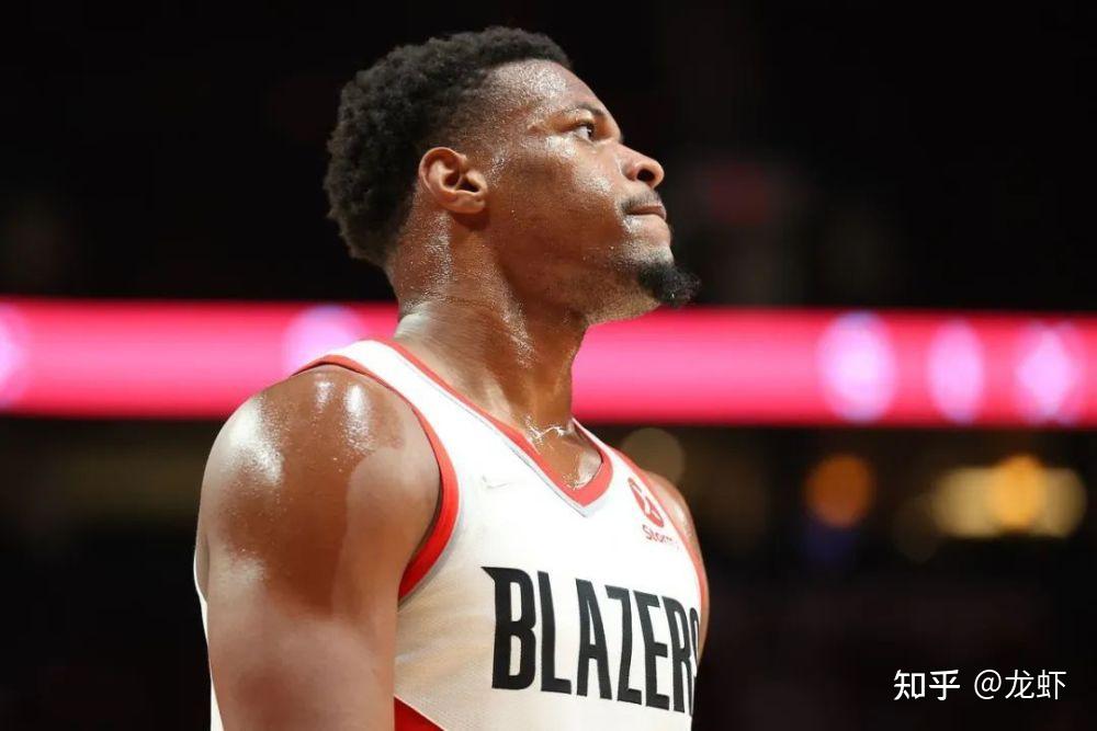 关于NBA总决赛赛程吃紧，夏洛特黄蜂加时末段调整名单，态度坚定，控场能力受关注的信息