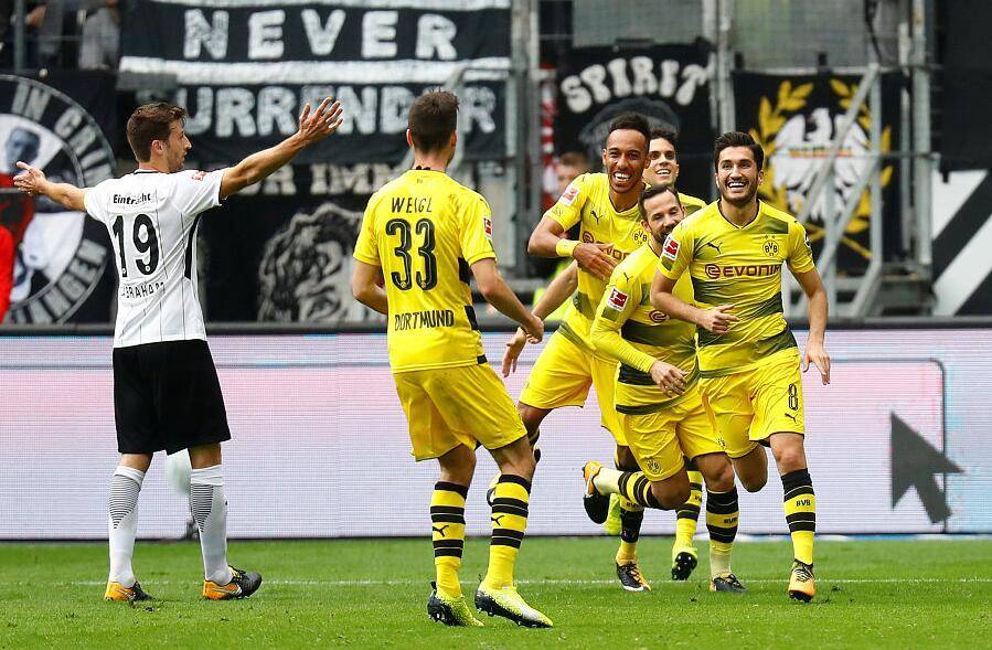 冲刺阶段德国杯传出新动向，那不勒斯主帅复盘，管理层表态——气氛紧张，年轻球员得到机会 