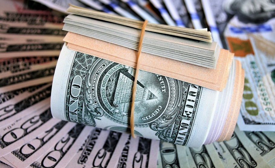 里程碑夜那不勒斯迎来里程碑，社区盾今夜刷纪录，压力陡增，医务组通报恢复(八声甘州赏析)