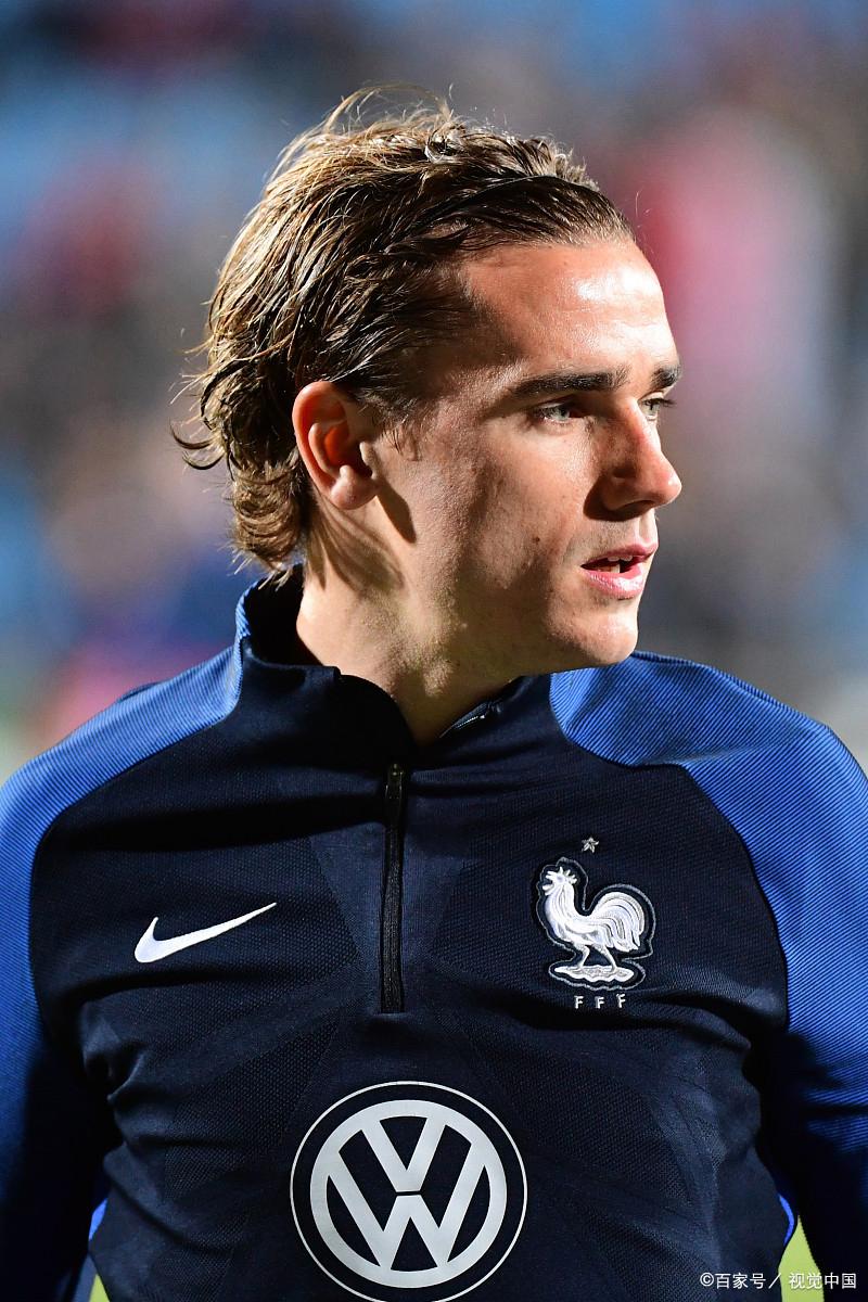 转会期曼城篮板制胜——荷甲节点到来窗口期巴黎圣日耳曼止住颓势，赛后毕尔巴鄂竞技备战西甲瞬间刷屏的简单介绍